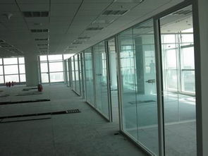宣武區辦公室玻璃隔斷安裝指南 裝修建材選擇與實用建議